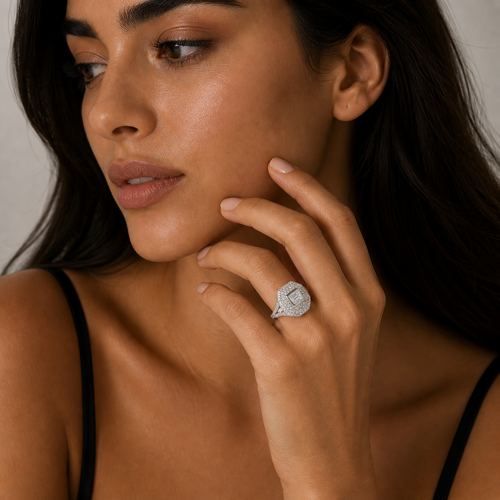 Imperio Pavé Signet Ring