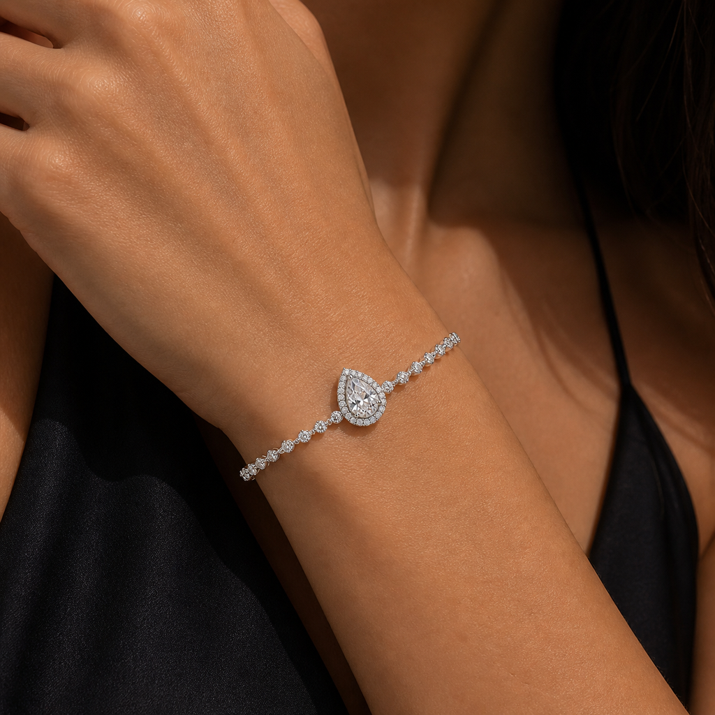 Aurelia Tear Drop Bracelet